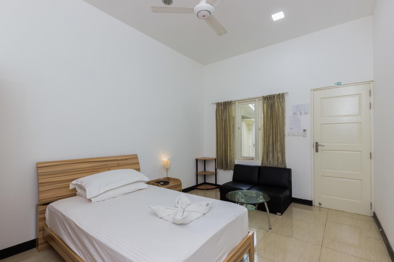 Hotel Surf Trip Maldives Thulusdhoo Exterior foto